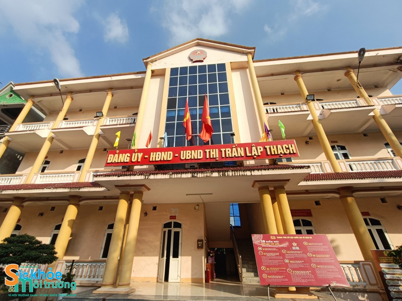 UBND thị trấn Lập Thạch đã phát thông báo cảnh báo người dân về hình thức bán hàng tập trung đông người, cần có sự tỉnh táo trước hình thức bán hàng này UBND thị trấn Lập Thạch đã phát thông báo cảnh báo người dân về hình thức bán hàng tập trung đông người, cần có sự tỉnh táo trước hình thức bán hàng này