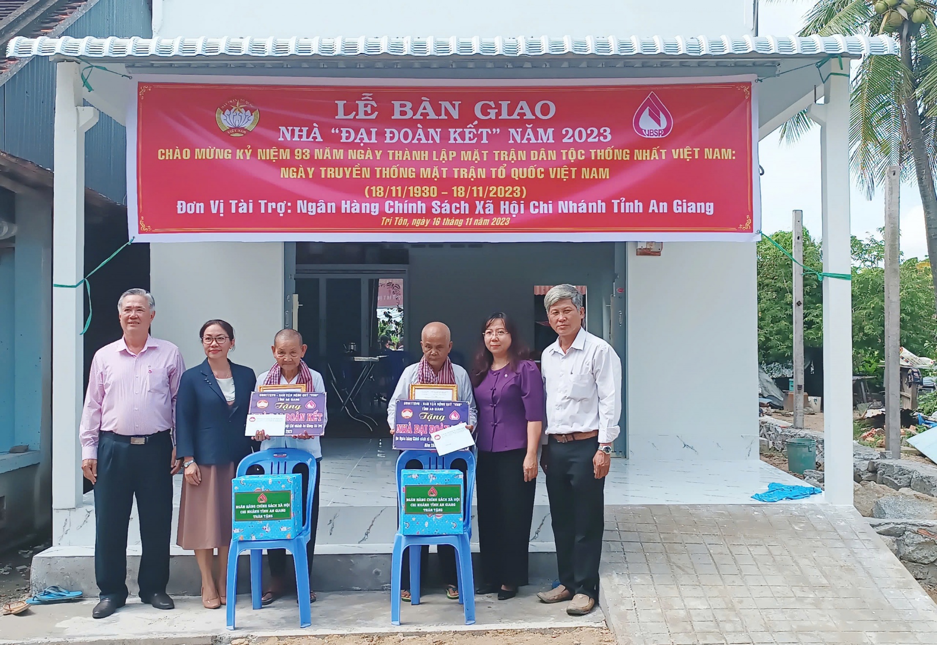 An Giang: Chung tay giúp người dân nghèo “an cư lạc nghiệp”