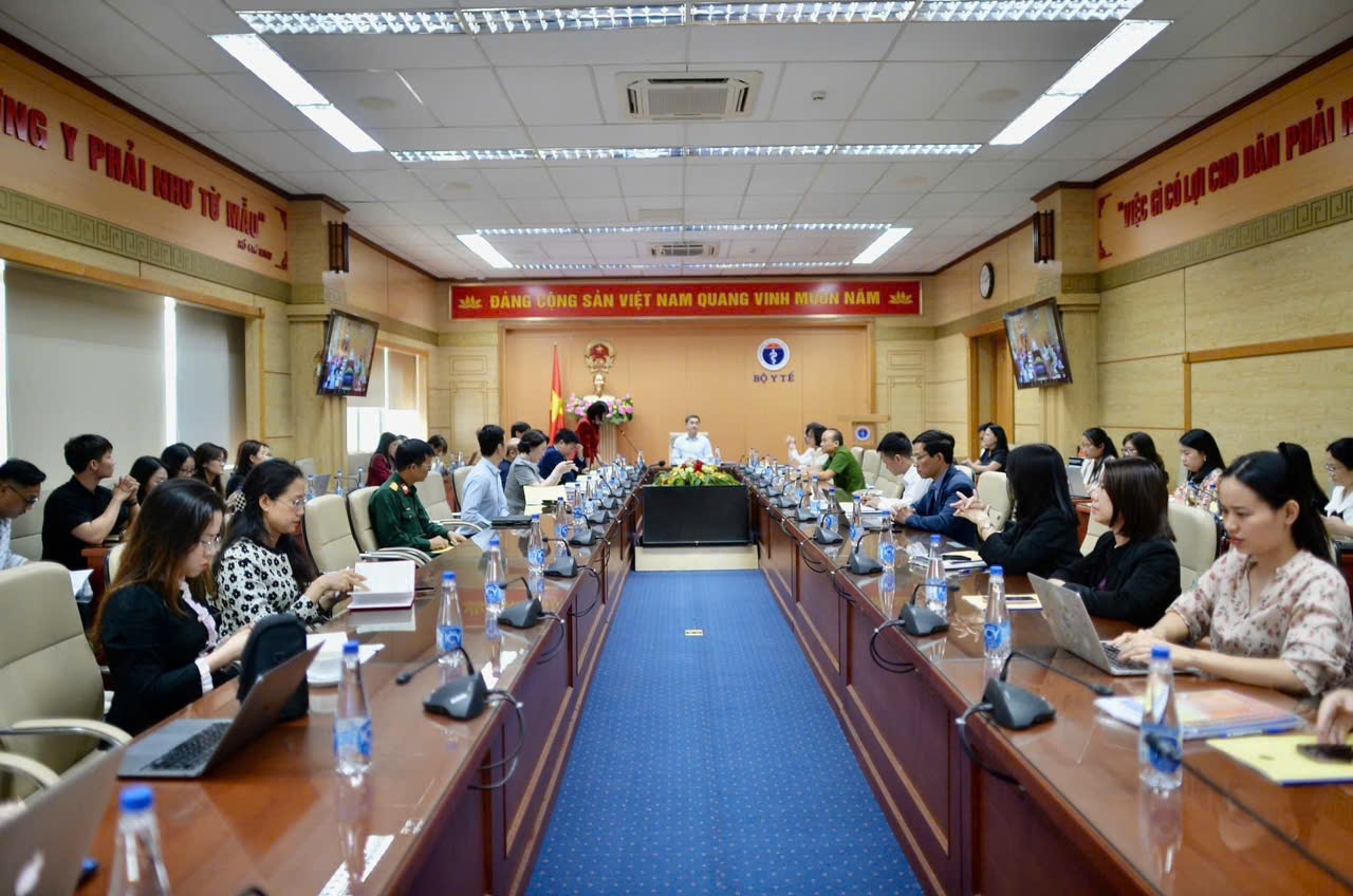 Toàn cảnh Hội nghị. Toàn cảnh Hội nghị.