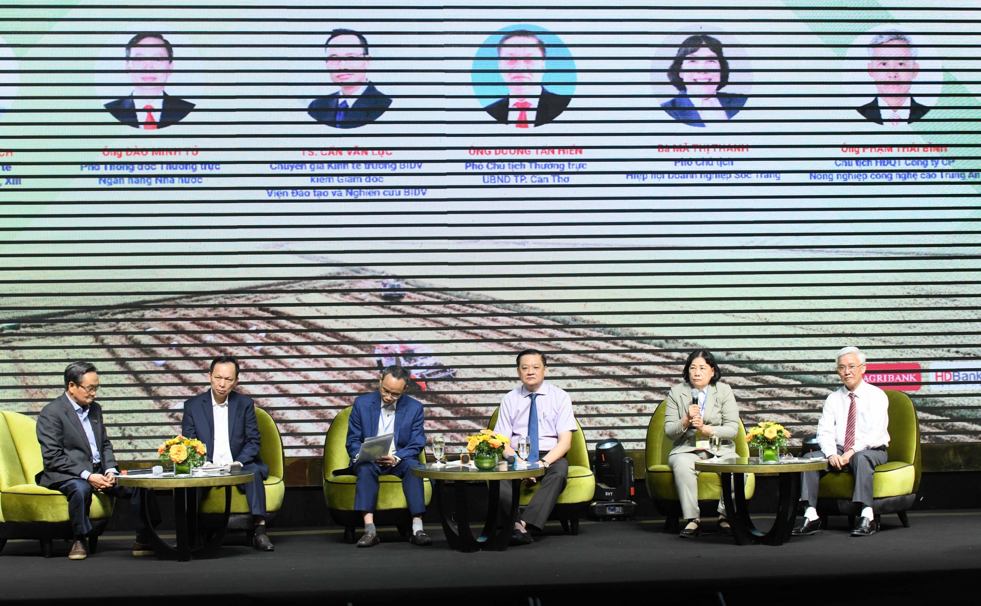 Thúc đẩy tín dụng cho ngành hàng nông sản chủ lực, đưa Đồng bằng sông Cửu Long phát triển nhanh, bền vững Thúc đẩy tín dụng cho ngành hàng nông sản chủ lực, đưa Đồng bằng sông Cửu Long phát triển nhanh, bền vững