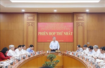 tong bi thu to lam tap trung thuc hien thang loi cuoc cach mang ve to chuc bo may cua he thong chinh tri