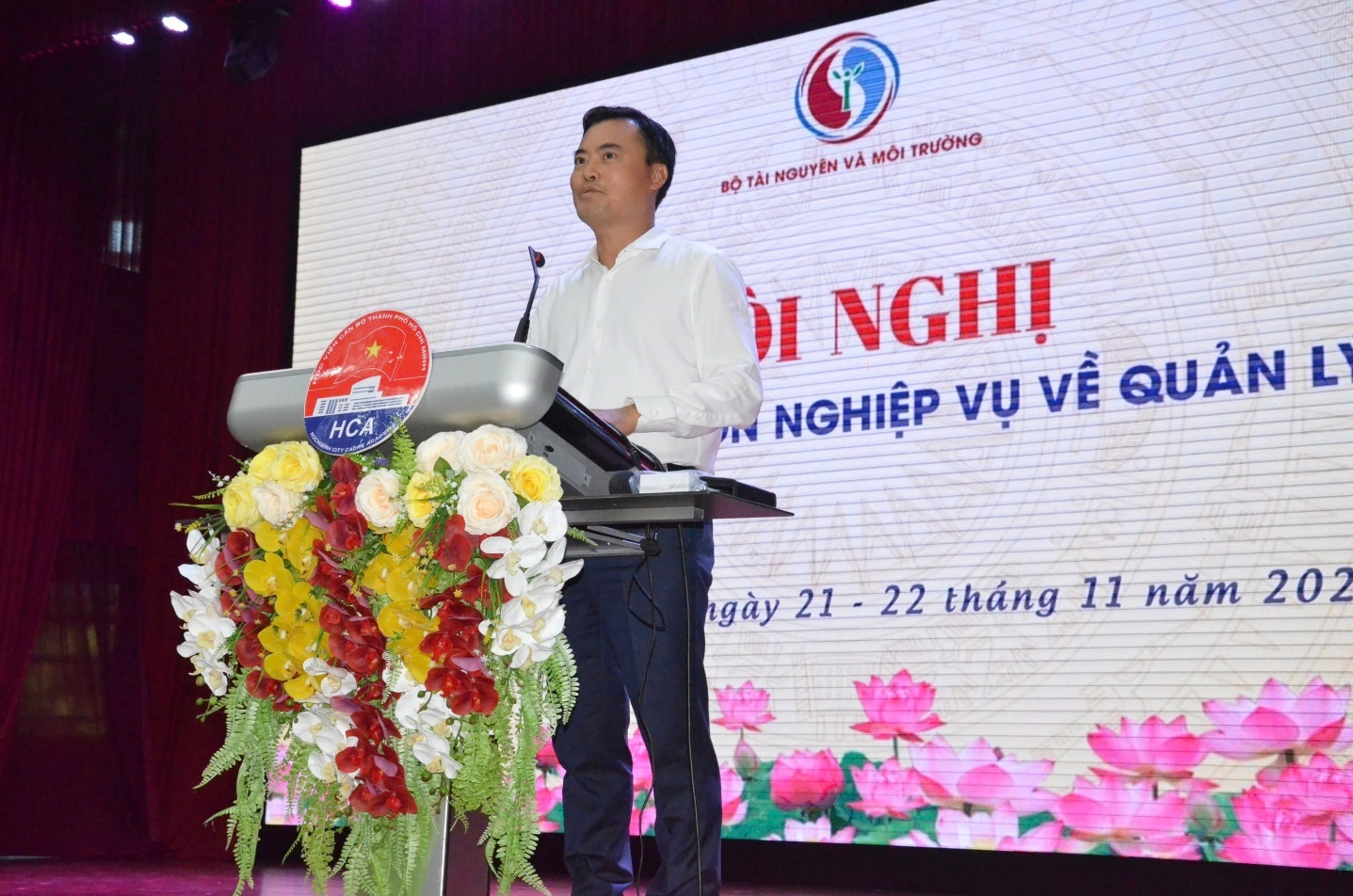 Phó Chủ tịch UBND TP. Hồ Chí Minh Bùi Xuân Cường phát biểu tại Hội nghị