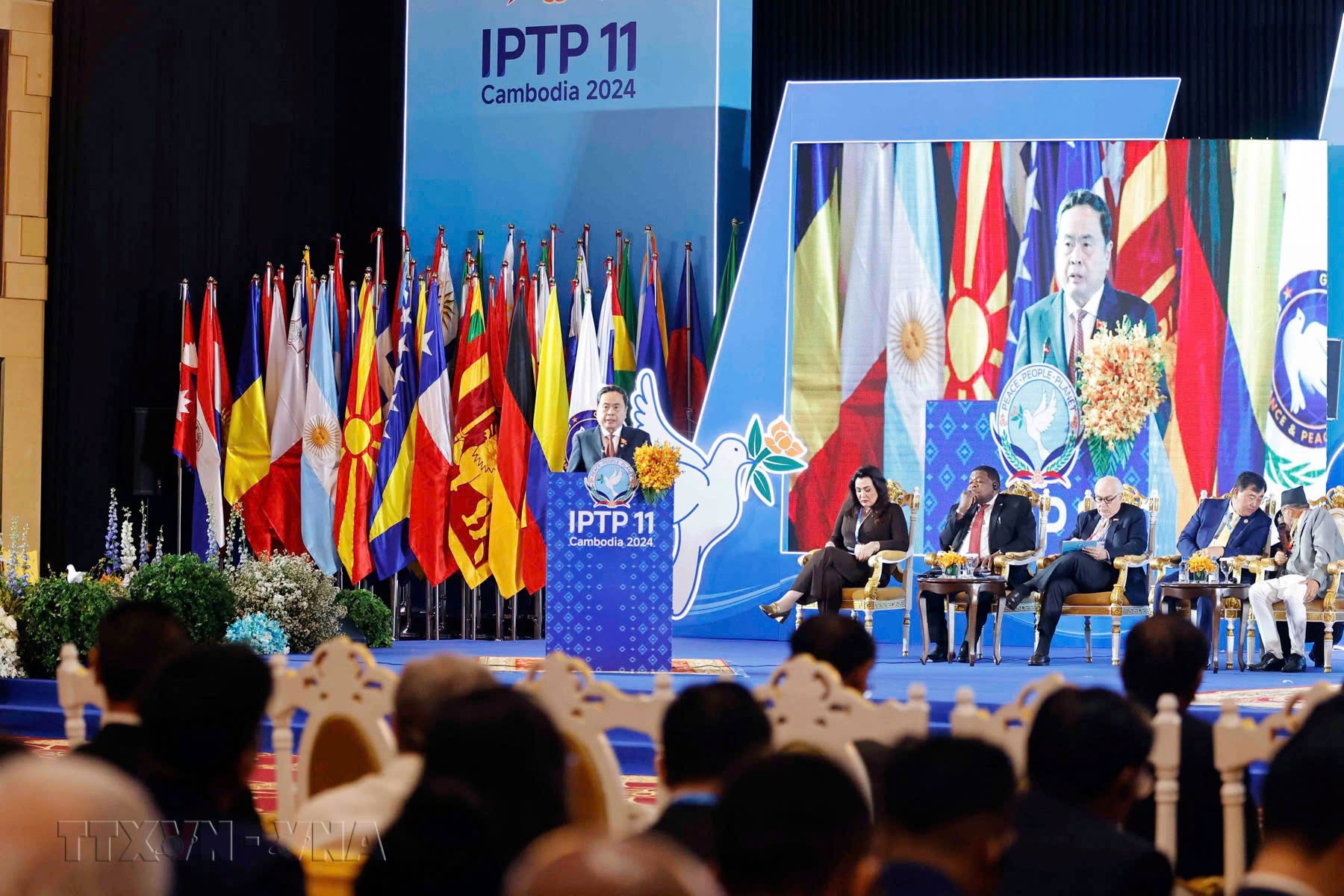 Chủ tịch Quốc hội Trần Thanh Mẫn phát biểu tại Phiên họp toàn thể lần thứ 11 Nghị viện quốc tế vì Bao dung và Hòa bình (IPTP 11). Ảnh: TTXVN Chủ tịch Quốc hội Trần Thanh Mẫn phát biểu tại Phiên họp toàn thể lần thứ 11 Nghị viện quốc tế vì Bao dung và Hòa bình (IPTP 11). Ảnh: TTXVN