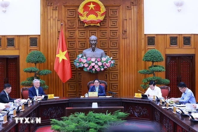   Thủ tướng Phạm Minh Chính chủ trì Phiên họp thứ nhất Ban Chỉ đạo tổng kết thực hiện Nghị quyết số 18-NQ/TW về đổi mới, sắp xếp tổ chức bộ máy. (Ảnh: TTXVN)