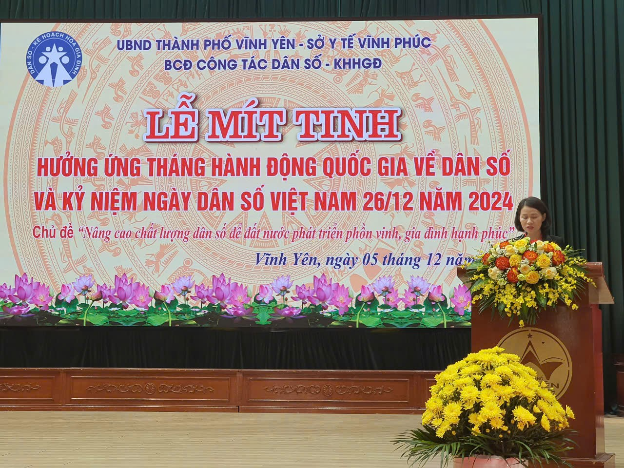 Vĩnh Phúc mít tinh hưởng ứng Tháng hành động quốc gia về dân số và kỷ niệm Ngày dân số Việt Nam 26/12