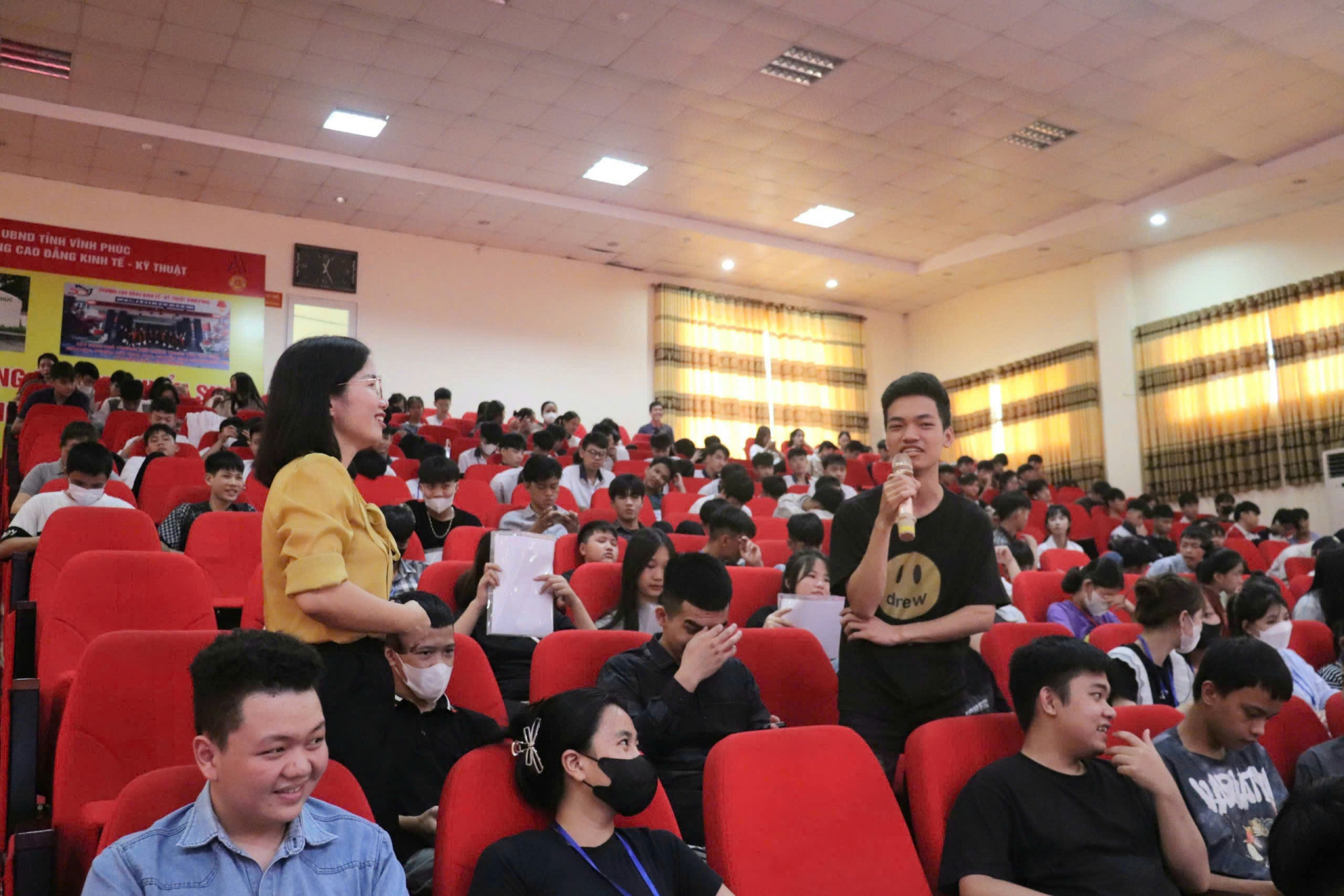 Hiệu quả công tác truyền thông chăm sóc sức khoẻ sinh sản, tư vấn và khám sức khoẻ trước hôn nhân ở Vĩnh Phúc