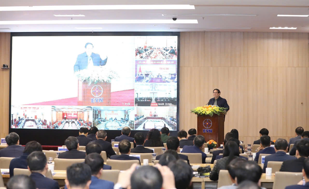 Hội nghị Tổng kết công tác đầu tư xây dựng các dự án đường dây 500 Kv mạch 3 từ Quảng Trạch (Quảng Bình)  đến Phố Nối (Hưng Yên)