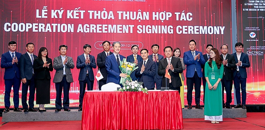 Diễn đàn “Giải pháp xanh toàn diện các khu công nghiệp và xúc tiến đầu tư vào tỉnh Vĩnh Phúc” thu hút gần 680 triệu USD vốn FDI, DDI Diễn đàn “Giải pháp xanh toàn diện các khu công nghiệp và xúc tiến đầu tư vào tỉnh Vĩnh Phúc” thu hút gần 680 triệu USD vốn FDI, DDI