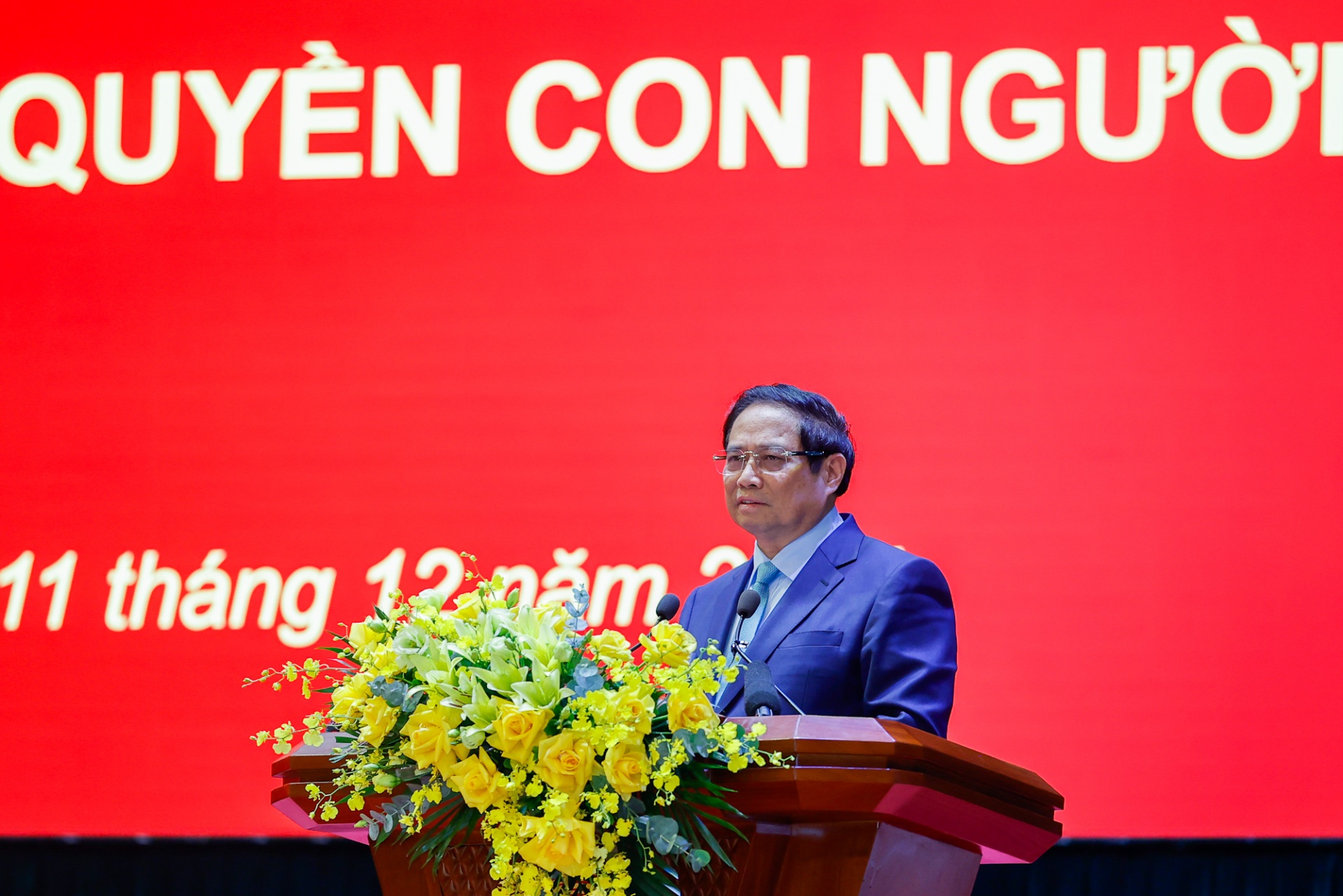   Thủ tướng Phạm Minh Chính nêu rõ quan điểm: Bảo vệ quyền con người và giáo dục quyền con người là nhiệm vụ của cả hệ thống chính trị, toàn dân, mang tính bao trùm, toàn diện, của cả nước - Ảnh: VGP