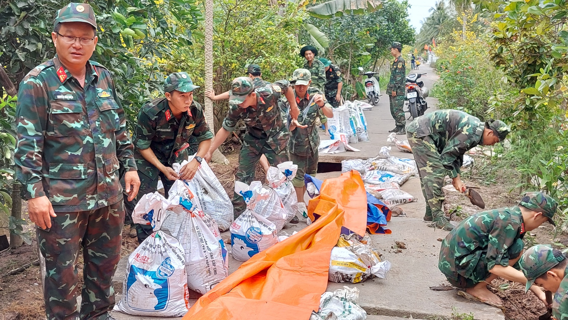 Bảo vệ Tổ quốc trong tình hình mới nơi vùng đất phương Nam Bảo vệ Tổ quốc trong tình hình mới nơi vùng đất phương Nam