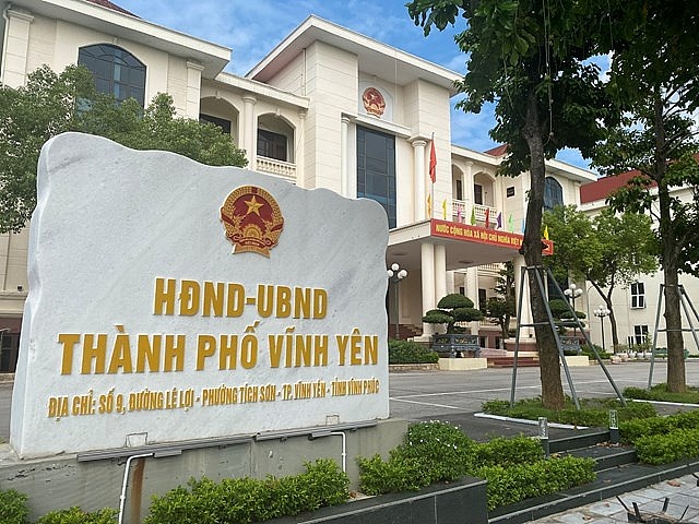 Thành phố Vĩnh Yên (Vĩnh Phúc): Bảo đảm môi trường "Xanh - Sạch - Đẹp" trong lễ kỷ niệm 125 năm đô thị Vĩnh Yên Thành phố Vĩnh Yên (Vĩnh Phúc): Bảo đảm môi trường "Xanh - Sạch - Đẹp" trong lễ kỷ niệm 125 năm đô thị Vĩnh Yên