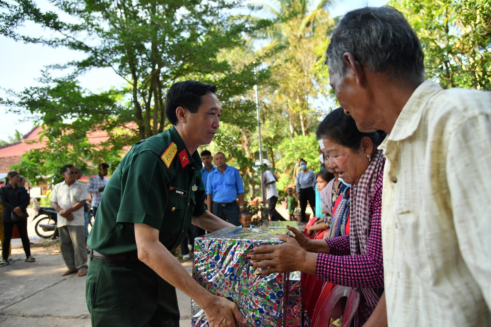 Đối ngoại quốc phòng góp phần xây dựng biên giới Tây Nam hòa bình, ổn định và phát triển
