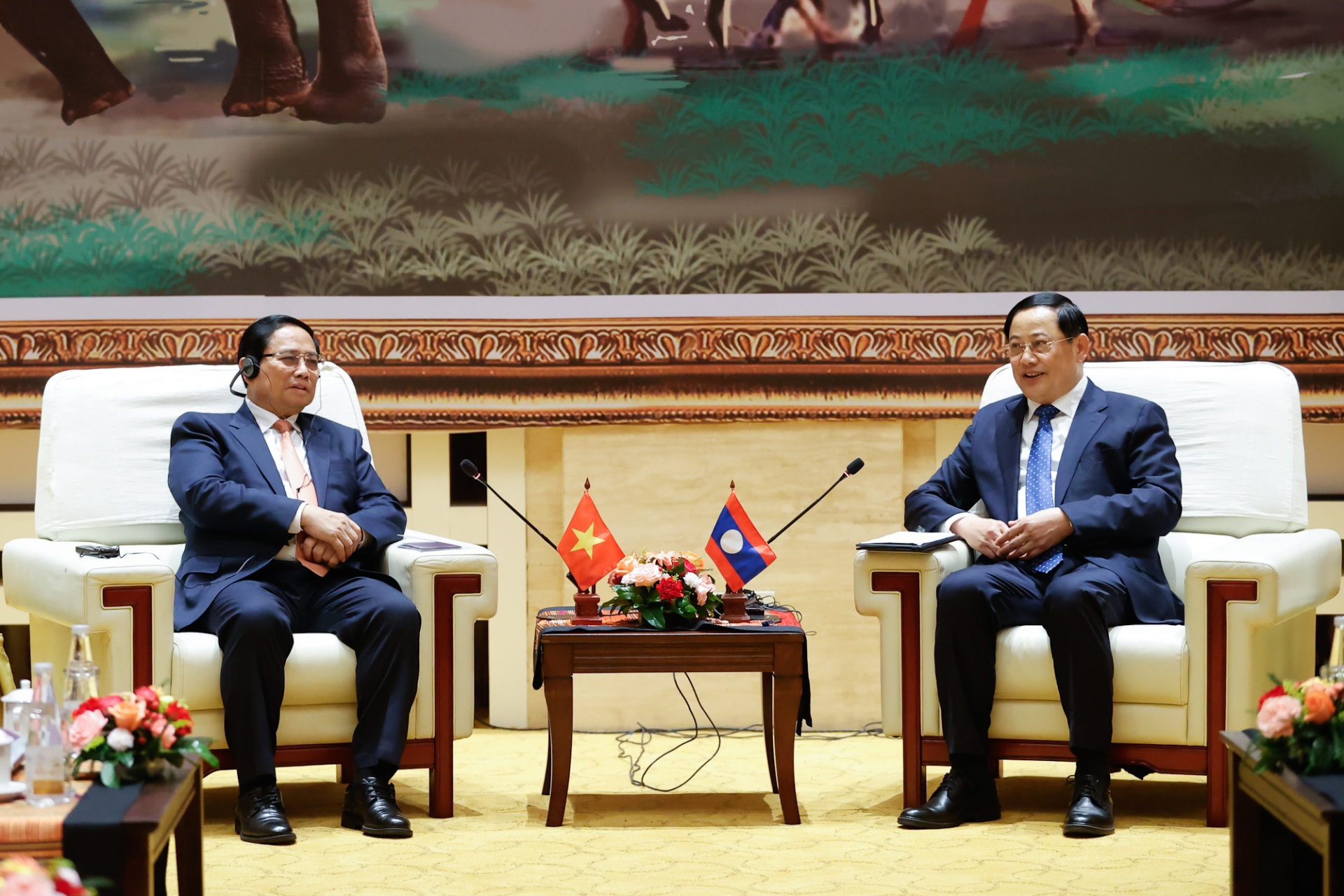   Hai Thủ tướng đã gặp nhau 7 lần trong năm 2024. Ủy ban liên Chính phủ, do hai Bộ trưởng Kế hoạch và Đầu chủ trì, tiếp tục phát huy hiệu quả, thúc đẩy triển khai các thỏa thuận hợp tác trên mọi lĩnh vực - Ảnh: VGP