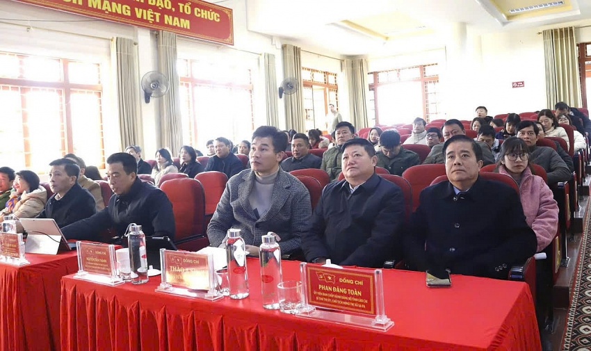 Hơn 800 đảng viên thị xã Sa Pa dự Hội nghị toàn quốc về đột phá phát triển khoa học, công nghệ, đổi mới sáng tạo và chuyển đổi số quốc gia