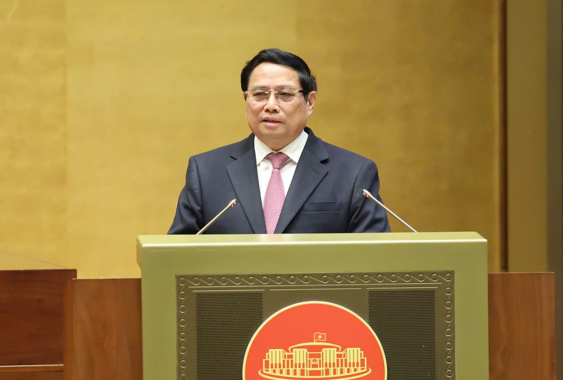 Thủ tướng cho biết, bám sát nội dung của Nghị quyết số 57-NQ/TW, Chương trình hành động của Chính phủ đã đề ra 41 nhóm chỉ tiêu và 7 nhóm nhiệm vụ với 140 nhiệm vụ cụ thể - Ảnh: VGP Thủ tướng cho biết, bám sát nội dung của Nghị quyết số 57-NQ/TW, Chương trình hành động của Chính phủ đã đề ra 41 nhóm chỉ tiêu và 7 nhóm nhiệm vụ với 140 nhiệm vụ cụ thể - Ảnh: VGP