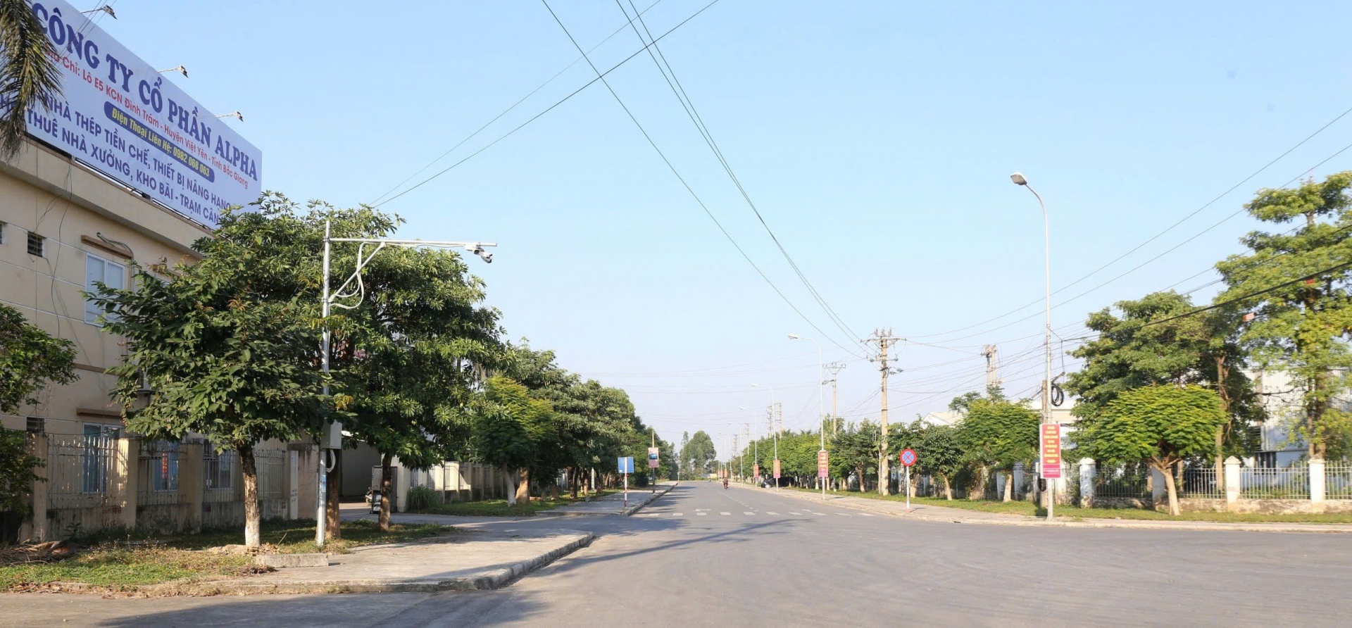 Cây xanh được phủ đầy tại Khu công nghiệp tạo cảnh quan môi trường Xanh – Sạch – Đẹp