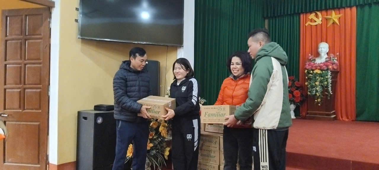 Mang Tết ấm đến với đồng bào Yên Thuận (Hàm Yên, Tuyên Quang)