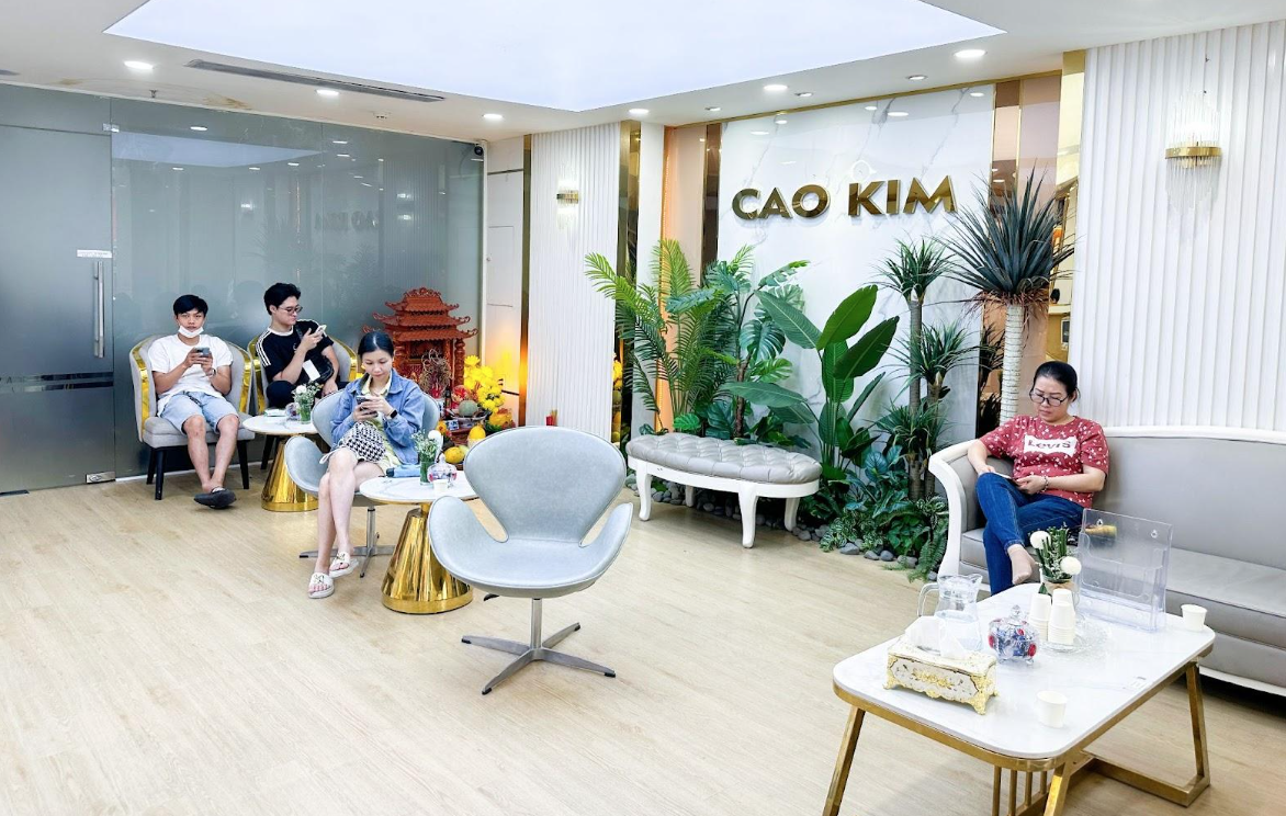 Không gian sảnh chờ rộng rãi, sang trọng Không gian sảnh chờ rộng rãi, sang trọng