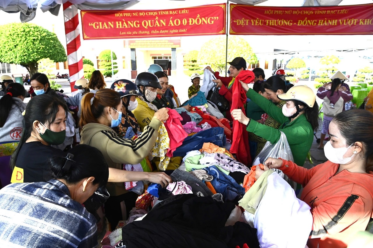 Bạc Liêu: Nhiều hoạt động thiết thực tại Tết quân dân 2025