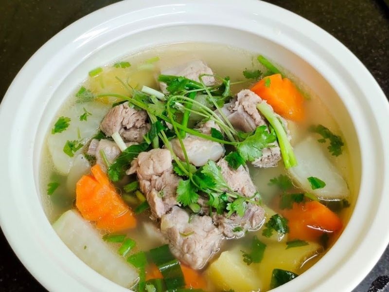 Mâm cỗ ngày Tết miền Bắc