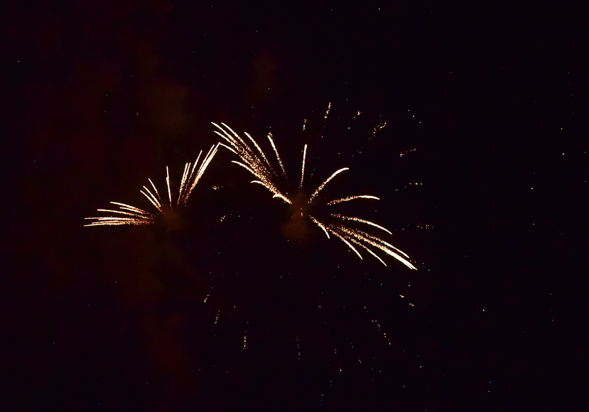 Người dân Cần Thơ tưng bừng đón Giao thừa Xuân Ất Tỵ 2025