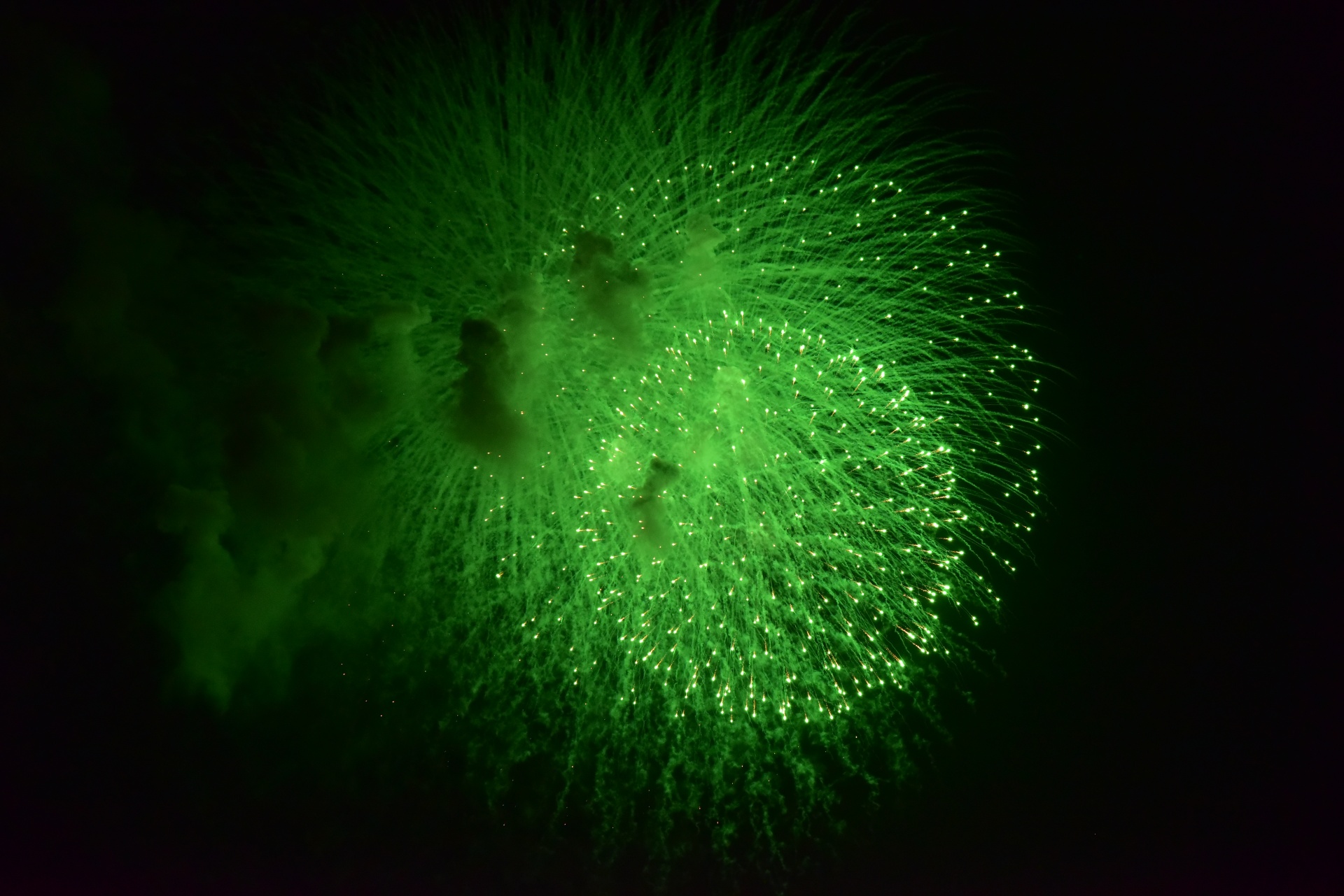 Người dân Cần Thơ tưng bừng đón Giao thừa Xuân Ất Tỵ 2025