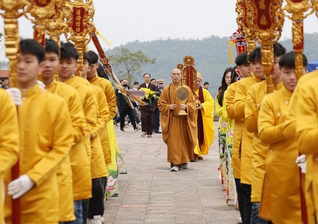 Bắc Giang: Tưng bừng khai hội Xuân Tây Yên Tử năm 2025 Bắc Giang: Tưng bừng khai hội Xuân Tây Yên Tử năm 2025