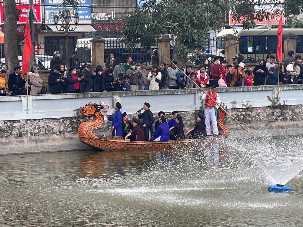 Bắc Ninh: Hội Lim đón hàng nghìn du khách nô nức trẩy hội đầu Xuân