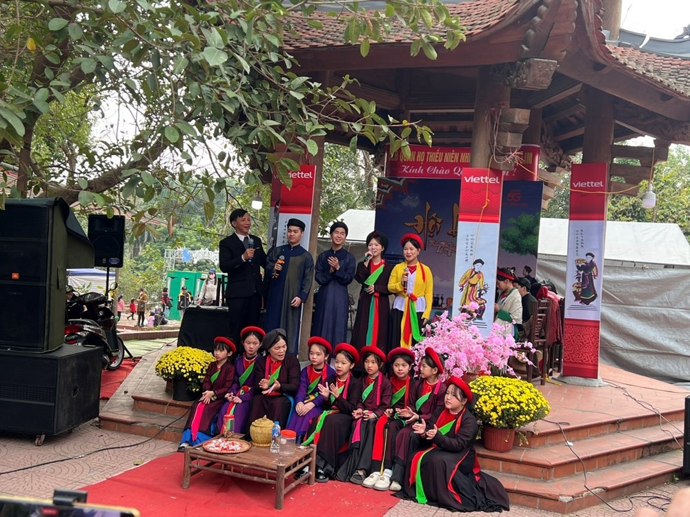 Bắc Ninh: Hội Lim đón hàng nghìn du khách nô nức trẩy hội đầu Xuân