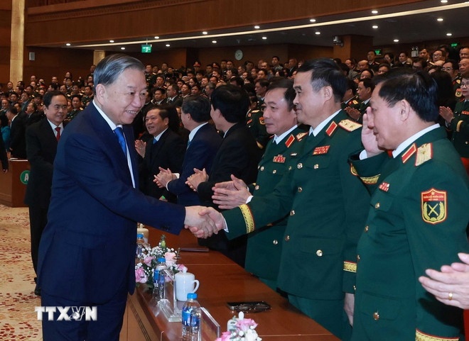  Tổng Bí thư Tô Lâm đến dự lễ khánh thành hai công trình phục vụ chăm sóc sức khỏe của Bệnh viện Trung ương Quân đội 108. (Ảnh: TTXVN)