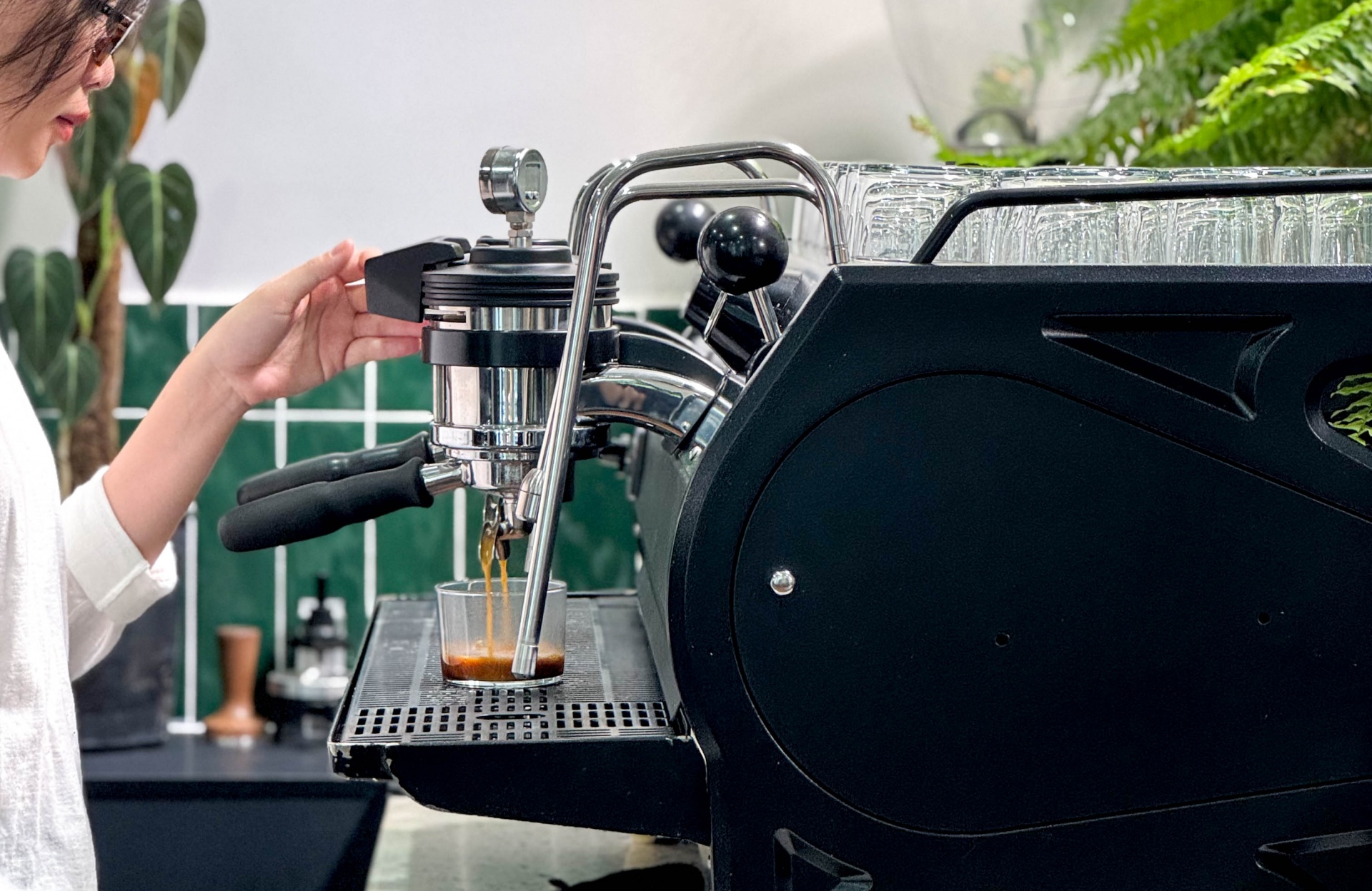 Hệ thông máy móc thiết bị hiện đại Hệ thông máy móc thiết bị hiện đại