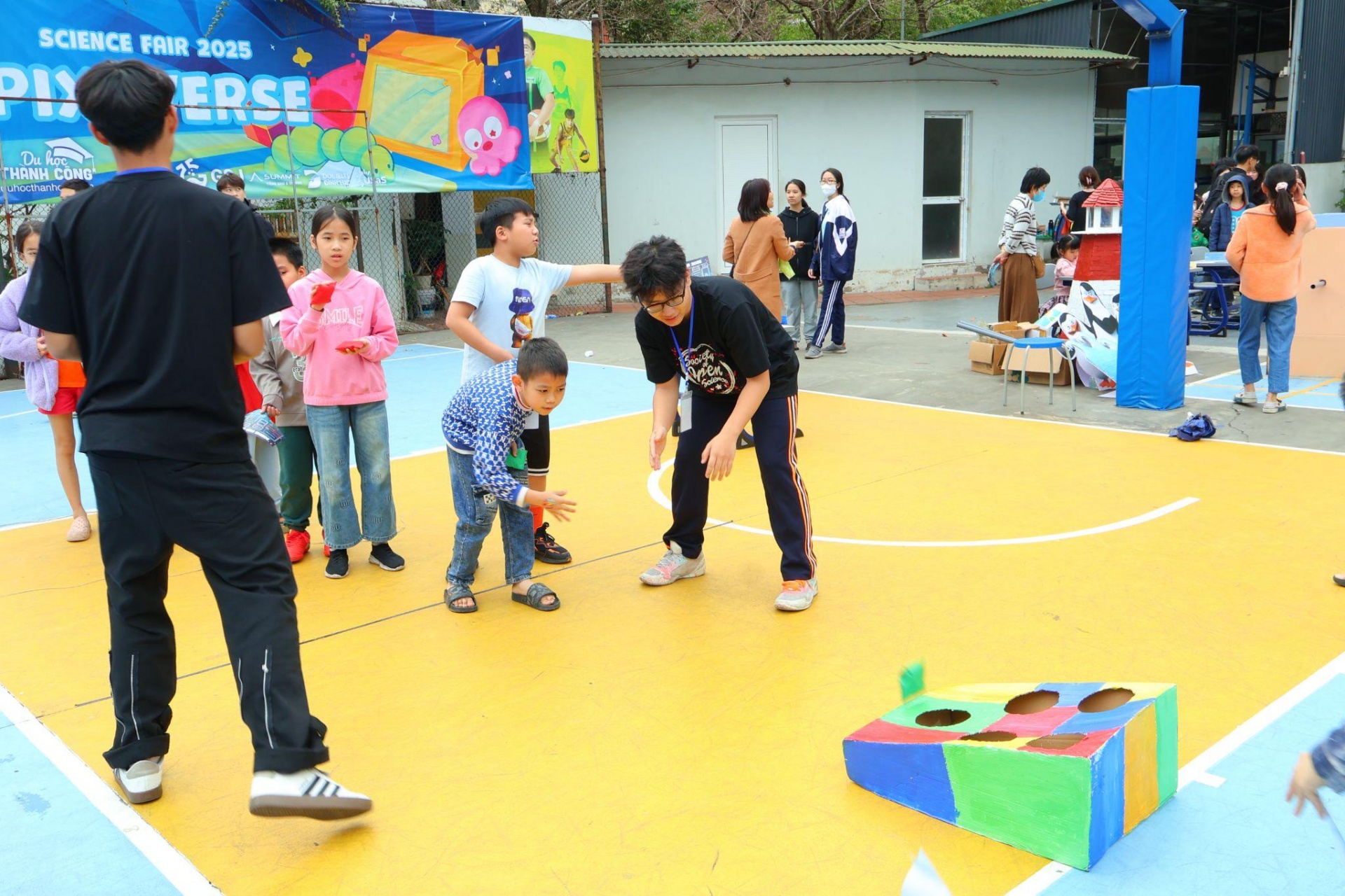 Science Fair 2025 – Trải nghiệm bổ ích tại “Disneyland khoa học” của Amser