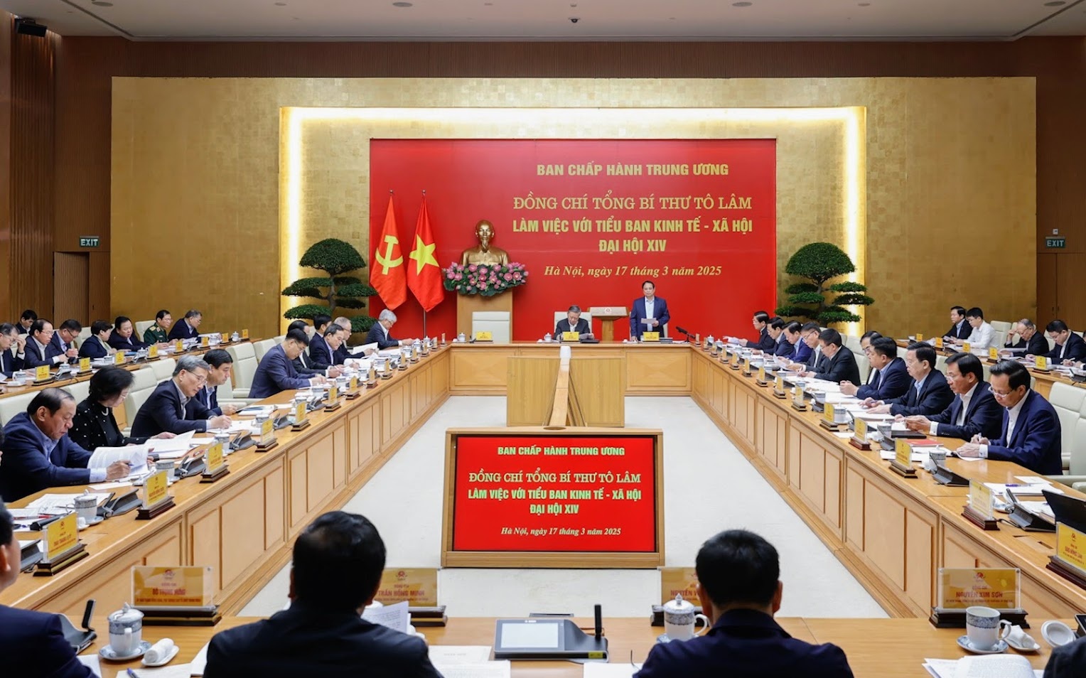 Quang cảnh buổi làm việc. Ảnh VGP