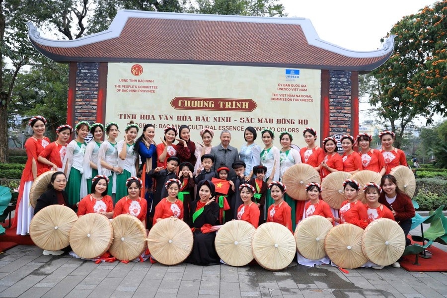 Gìn giữ, phát huy và bảo tồn nghề làm tranh Đông Hồ