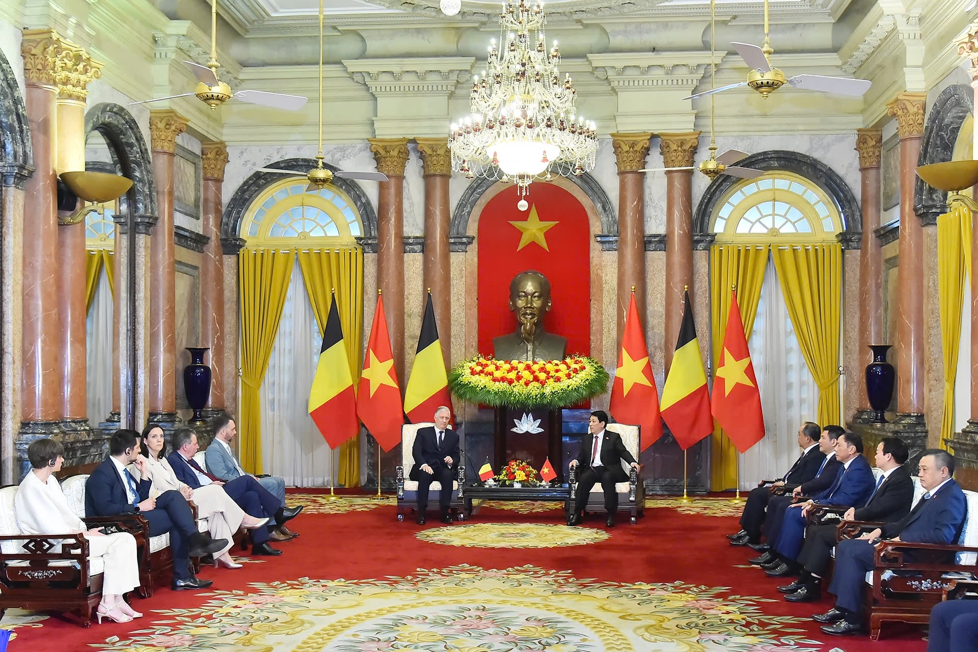 Chủ tịch nước Lương Cường và Nhà vua Bỉ Philippe hội kiến - Ảnh: VGP