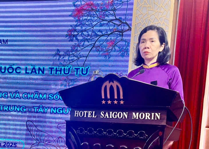 Bà Nguyễn Thị Minh Hương – Phó Chủ tịch Hội LHPN Việt Nam phát biểu tại Hội nghị Bà Nguyễn Thị Minh Hương – Phó Chủ tịch Hội LHPN Việt Nam phát biểu tại Hội nghị
