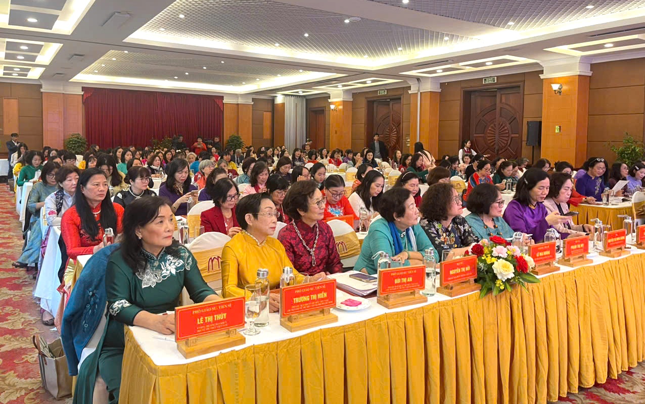 Hội nghị khoa học toàn quốc lần thứ IV Hội Nữ trí thức Việt Nam - Đổi mới, sáng tạo vì môi trường và sức khỏe cộng đồng Hội nghị nữ Khoa học toàn quốc lần thứ IV - Đổi mới, sáng tạo vì môi trường và sức khỏe cộng đồng