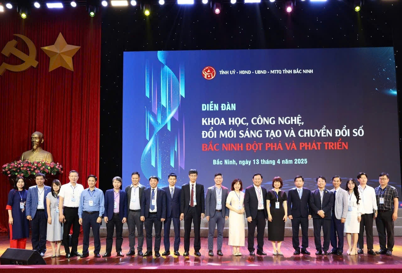 Chủ tịch Quốc hội Trần Thanh Mẫn dự Diễn đàn chính sách về khoa học, công nghệ, đổi mới sáng tạo và chuyển đổi số tại Bắc Ninh