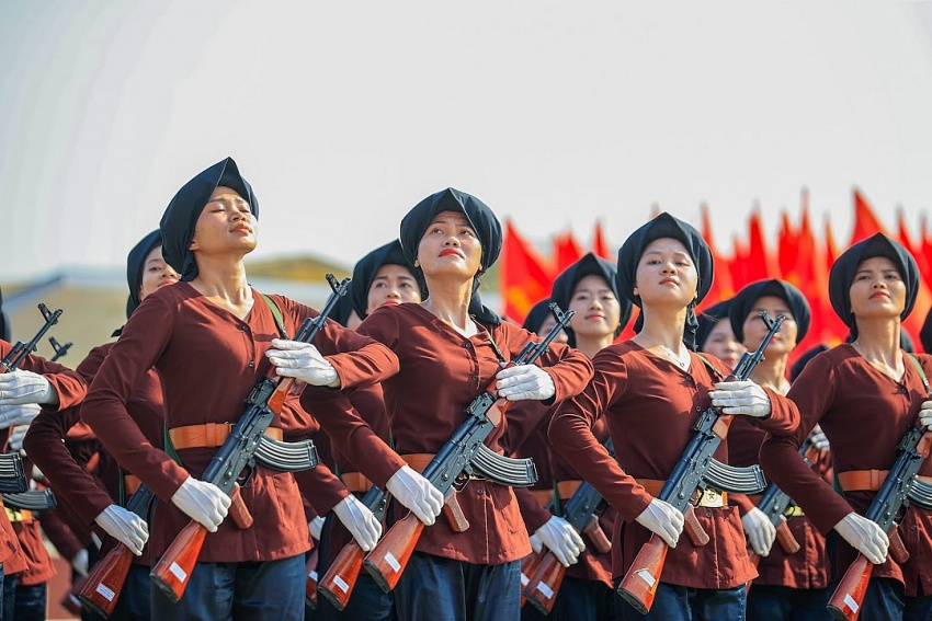 Thủ tướng: Nhân dân cả nước đang rất háo hức mong chờ cuộc diễu binh, diễu hành