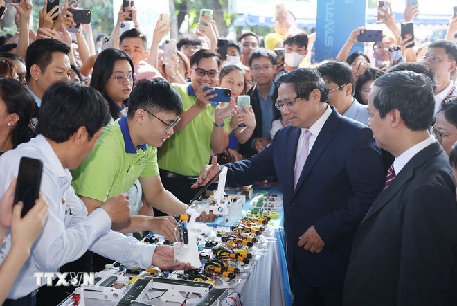 Thủ tướng Phạm Minh Chính dự Ngày hội Khởi nghiệp quốc gia của học sinh, sinh viên lần thứ 7 tại Thành phố Hồ Chí Minh. (Ảnh: TTXVN)