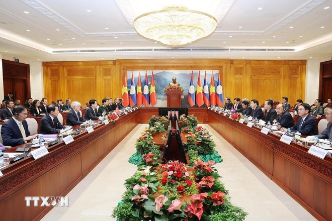 Chủ tịch nước Lương Cường hội kiến Chủ tịch Quốc hội Lào Saysomphone Phomvihane. (Ảnh: TTXVN) Chủ tịch nước Lương Cường hội kiến Chủ tịch Quốc hội Lào Saysomphone Phomvihane. (Ảnh: TTXVN)