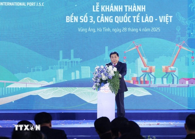 Phó Thủ tướng Nguyễn Chí Dũng phát biểu. (Ảnh: TTXVN) Phó Thủ tướng Nguyễn Chí Dũng phát biểu. (Ảnh: TTXVN)