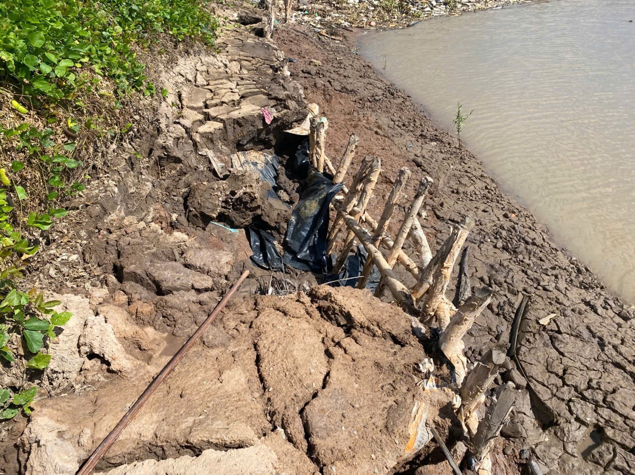 Thấp thỏm, lo âu trước sạt lở ở vùng ĐBSCL