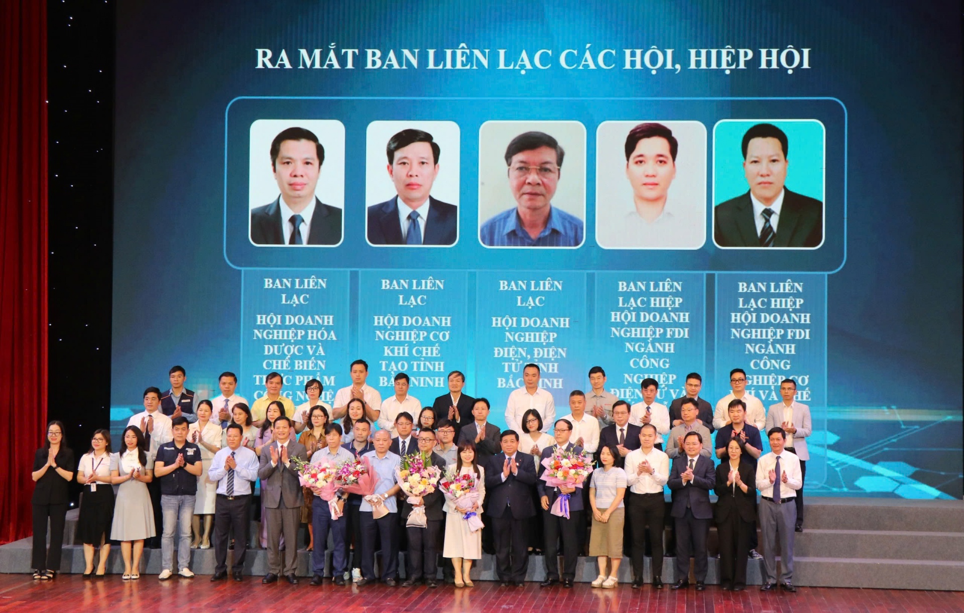Bắc Ninh: Doanh nghiệp tư nhân phải trở thành lực lượng chủ công trong đổi mới sáng tạo Bắc Ninh: Doanh nghiệp tư nhân phải trở thành lực lượng chủ công trong đổi mới sáng tạo