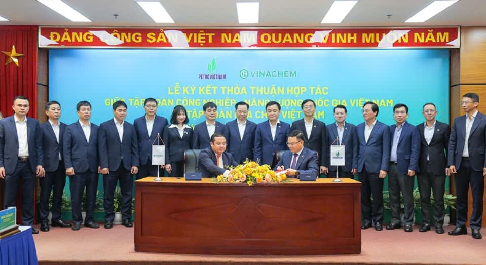 Petrovietnam tiên phong thúc đẩy hợp tác, nâng cao năng lực cạnh tranh quốc gia Petrovietnam tiên phong thúc đẩy hợp tác, nâng cao năng lực cạnh tranh quốc gia