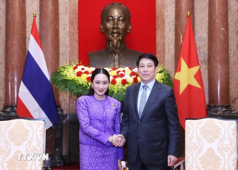 Chủ tịch nước Lương Cường tiếp Thủ tướng Thái Lan Paetongtarn Shinawatra. (Ảnh: TTXVN)