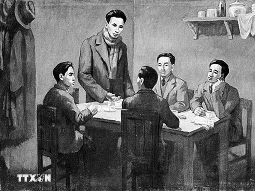 Bác vẫn cùng chúng cháu hành quân Bác vẫn cùng chúng cháu hành quân