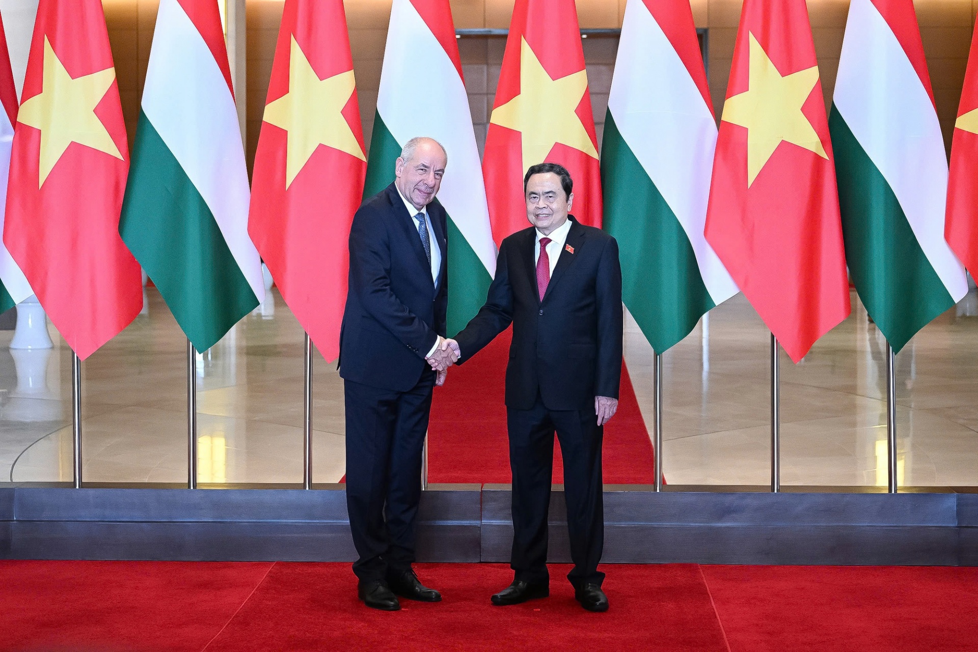 Chủ tịch Quốc hội Trần Thanh Mẫn và Tổng thống Hungary Sulyok Tamás - Ảnh: Quochoi.vn Chủ tịch Quốc hội Trần Thanh Mẫn và Tổng thống Hungary Sulyok Tamás - Ảnh: Quochoi.vn