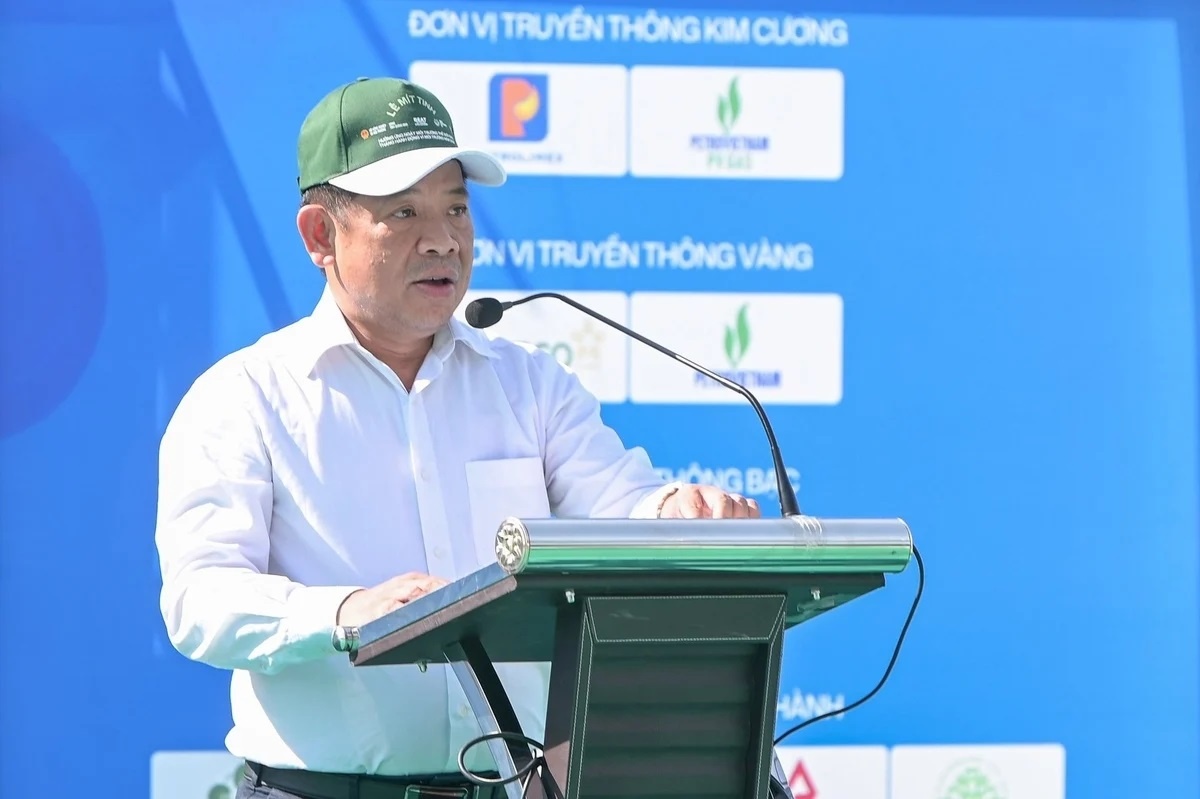 Ông Văn Ngọc Thịnh phát biểu tại buổi Lễ mít tinh hưởng ứng Ngày Môi trường Thế giới năm 2025. Ông Văn Ngọc Thịnh phát biểu tại buổi Lễ mít tinh hưởng ứng Ngày Môi trường Thế giới năm 2025.