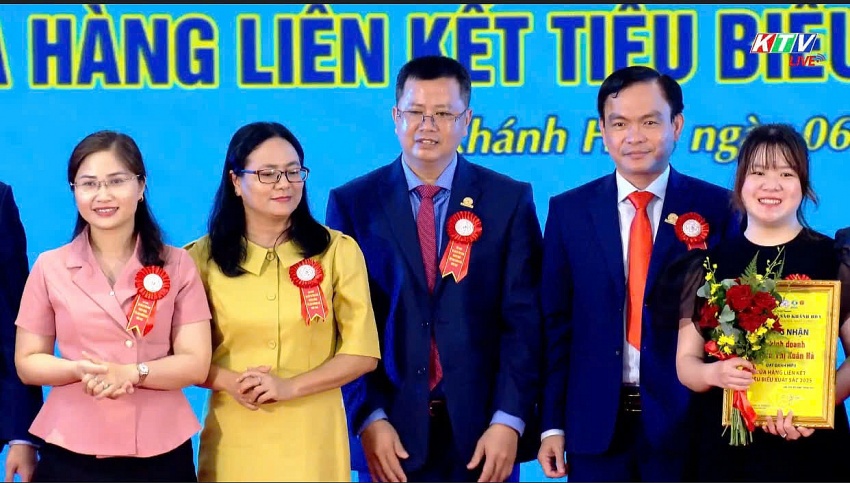 Công ty Yến sào Khánh Hoà luôn hướng đến các hoạt động xã hội cộng đồng với tổng số tiền hơn 10 tỷ đồng Công ty Yến sào Khánh Hoà dành hơn 10 tỷ đồng cho hoạt động thiện nguyện